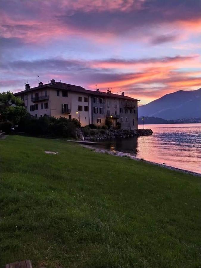 L'Antico Borgo, Un Mix Di Storia E Romanticismo Vila Lierna Exterior foto